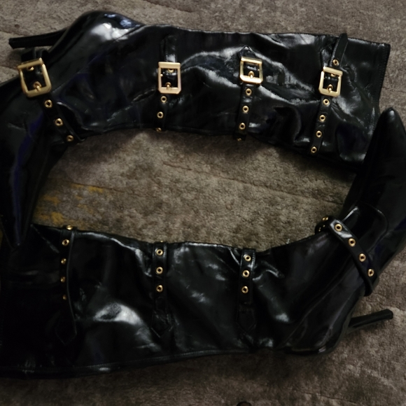 Colin Stuart Black Patent Leather High Heel Gold Belted Strap Boots - Picture 8 of 8